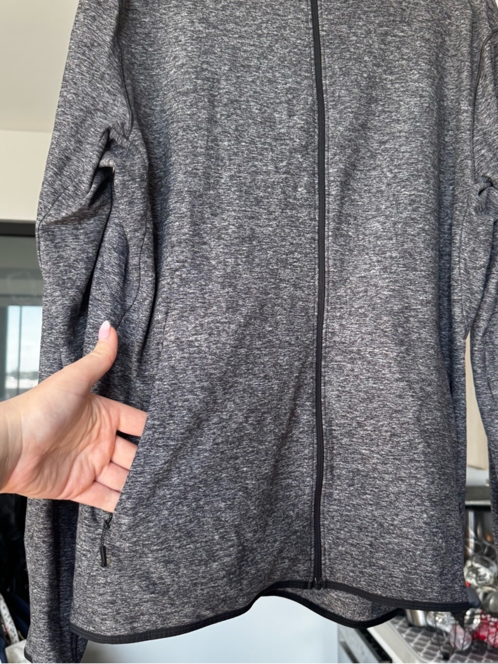 Lululemon Men's Heathered Black Surge Warm Full Zip Hoodie - Size L - Picture 7 of 13
